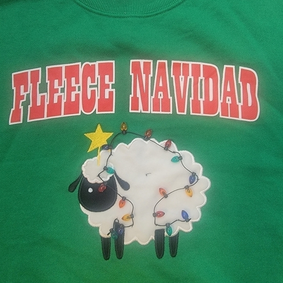 *LAST CHANCE* 2/$20 Forever 21 Fleeece Navidad Holiday Sweatshirt S - Picture 4 of 10